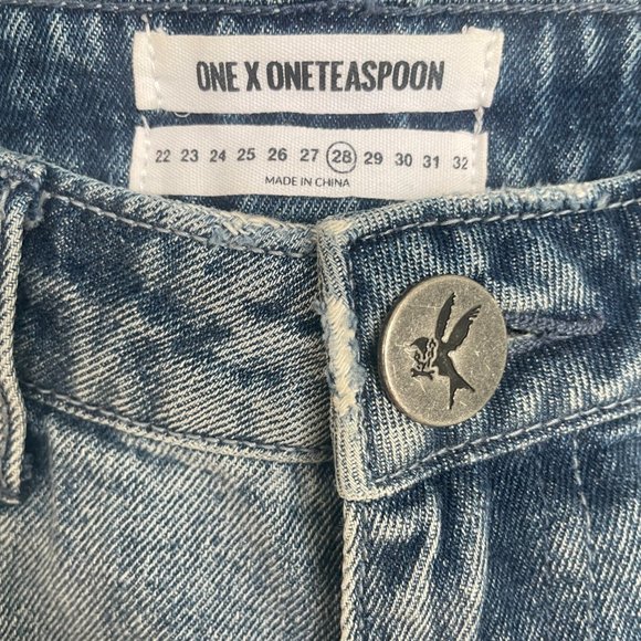 One Teaspoon Distresed denim 'High waist Bandits' - Picture 2 of 3